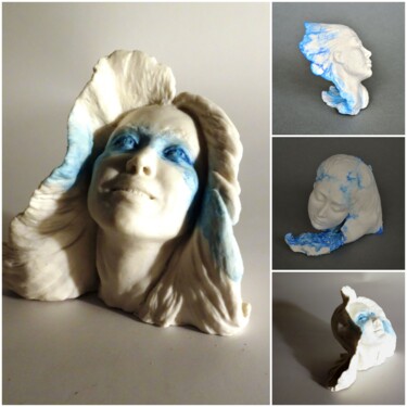 Sculptuur getiteld "Blue girl" door Myriam Agout, Origineel Kunstwerk, Klei