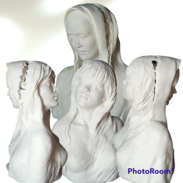 Skulptur mit dem Titel "Femme vie liberté" von Myriam Agout, Original-Kunstwerk, Keramik