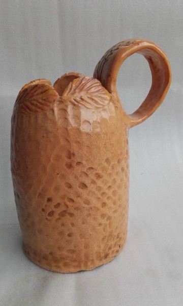 Artisanat intitulée "Vase à anse ronde" par Marian Cobos, Œuvre d'art originale, Décoration de maison