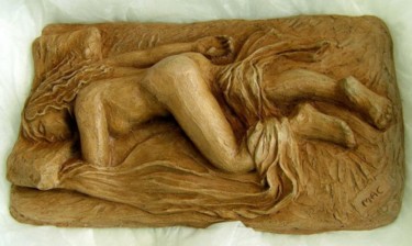 Sculpture intitulée "Endormie" par Marian Cobos, Œuvre d'art originale