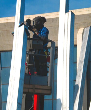 Escultura intitulada "GUIL au Palais de J…" por Mariangeles Guil, Obras de arte originais