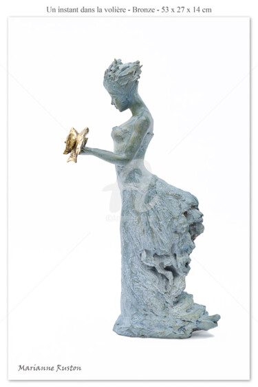Sculpture titled "Un instant dans la…" by Marianne Ruston, Original Artwork