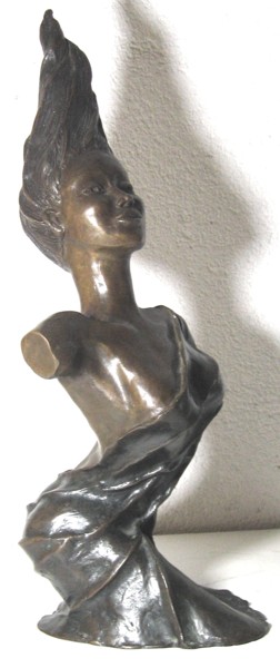 Sculpture titled "FEMME TORSADE" by Marianne Mas, Original Artwork, Casting