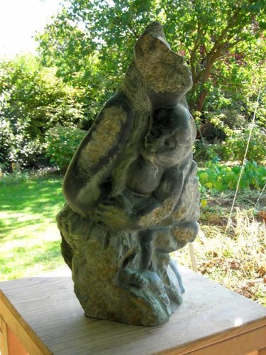 Sculpture titled "finition "dans les…" by Marianne Monnoye-Termeer, Original Artwork, Stone