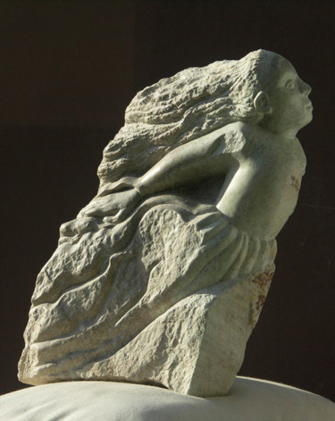Sculpture titled "libre comme le vent" by Marianne Monnoye-Termeer, Original Artwork, Stone