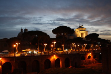 Photographie intitulée "Nuit à Rome" par Marie-José Longuet, Œuvre d'art originale, Photographie numérique