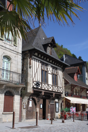 Photographie intitulée "Dinan" par Marie-José Longuet, Œuvre d'art originale, Photographie numérique