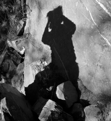 Photographie intitulée "Ombre Rage Série -…" par Marie Marlène Mahalatchimy, Œuvre d'art originale, Photographie non manipul…