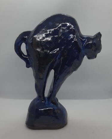 Skulptur mit dem Titel "chat silhouette ble…" von Marie Pascale Martins, Original-Kunstwerk, Keramik