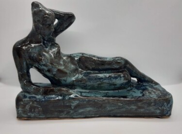 Rzeźba zatytułowany „Lilly prend la pose” autorstwa Marie Pascale Martins, Oryginalna praca, Ceramika