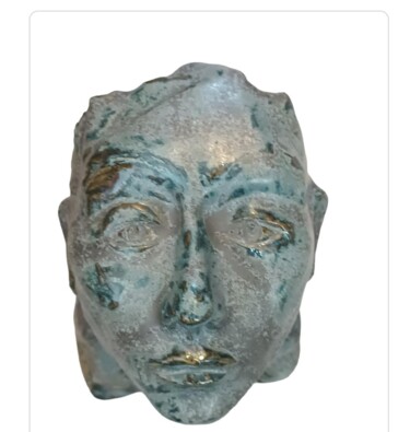 Sculptuur getiteld "La tête dans les ét…" door Marie Pascale Martins, Origineel Kunstwerk, Terra cotta