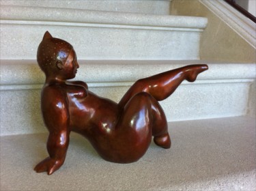 Skulptur mit dem Titel "Eloïse 2/8" von Marie Saksik, Original-Kunstwerk, Bronze