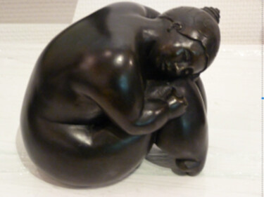 Sculpture titled "Fanny 3/8" by Marie Saksik, Original Artwork, Bronze