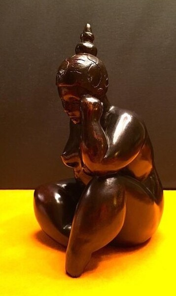 Sculpture titled "Zoé" by Marie Saksik, Original Artwork, Bronze