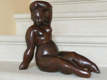 Skulptur mit dem Titel "Anna" von Marie Saksik, Original-Kunstwerk, Bronze