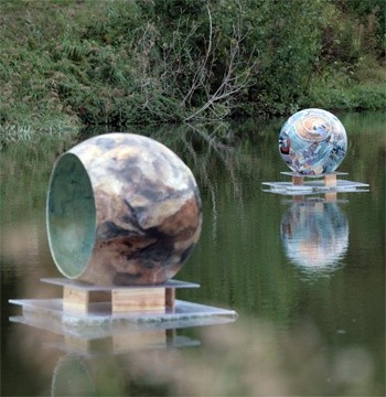 Installation intitulée "Passage (devant) Sc…" par Marie-Claire Touya, Œuvre d'art originale