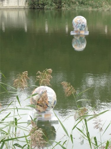 Installation titled "Boules et roseaux s…" by Marie-Claire Touya, Original Artwork