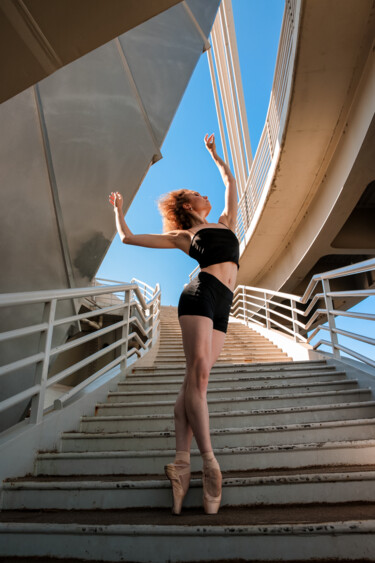 Fotografía titulada "Stairs" por Mariia Kulchytska, Obra de arte original, Fotografía digital