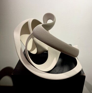 Sculpture titled "Loopy" by Marina Nimmo, Original Artwork, Ceramics