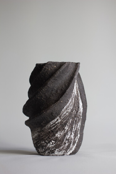 Скульптура под названием "Sufya" - Marine Boucher, Подлинное произведение искусства, Керамика