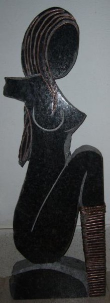 Escultura intitulada "viuva" por Mário Fresco, Obras de arte originais, Pedra