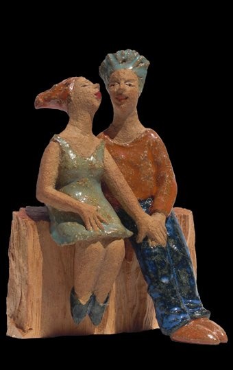 Sculpture intitulée "Les amoureux du ban…" par Marion De La Fontaine, Œuvre d'art originale