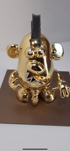 Scultura intitolato "Mister Punktatohead…" da Mark Van Der Haas, Opera d'arte originale, Lacca