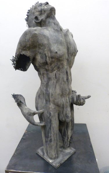 Skulptur mit dem Titel "face-obscure-iv-pro…" von Markus Nine, Original-Kunstwerk