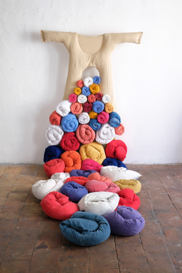 Escultura intitulada "Primavera" por Marta Santos, Obras de arte originais