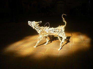 Sculpture intitulée "Esprit Animal" par Martha Arango, Œuvre d'art originale, Papier