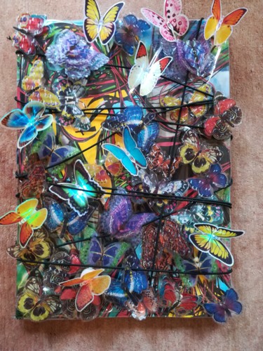 Painting titled "Papillons volent !" by Martine Dégot, Original Artwork, Collages