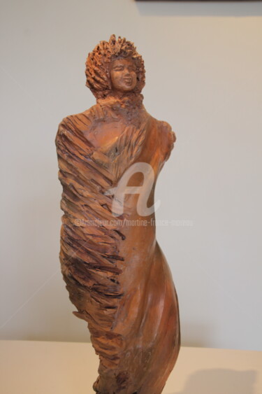 Скульптура под названием "Hera" - Martine France Moreau, Подлинное произведение искусства, Терракота