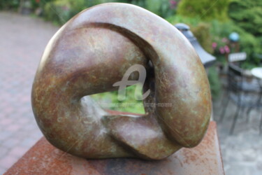 Sculpture intitulée "volupté" par Martine France Moreau, Œuvre d'art originale, Bronze