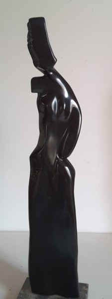 Sculpture intitulée "Lucile" par Maryvonne Lorgeré, Œuvre d'art originale, Pierre
