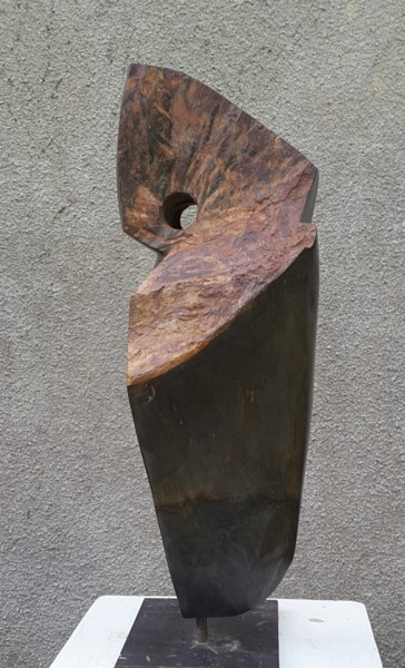 Sculpture titled "Passage 2e face" by Maryvonne Lorgeré, Original Artwork, Stone