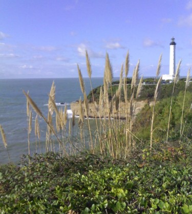 Photographie intitulée "Le phare de Biarritz" par Maryline Payssé, Œuvre d'art originale