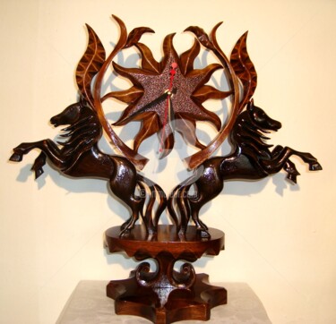 Sculpture intitulée "desktop clock" par Angel Dobrev, Œuvre d'art originale, Bois