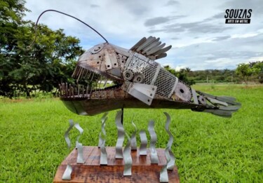 Sculpture titled "A Pescadora" by Mateus Souza, Original Artwork, Metals