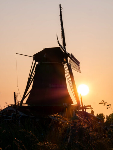 Fotografia intitulada "The Windmill" por Mateusz Koss, Obras de arte originais, Fotografia digital