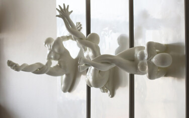 Skulptur mit dem Titel "Tor Sad Oh!" von Mathieu Vaillant, Original-Kunstwerk, Ton Auf Andere starre Platte montiert