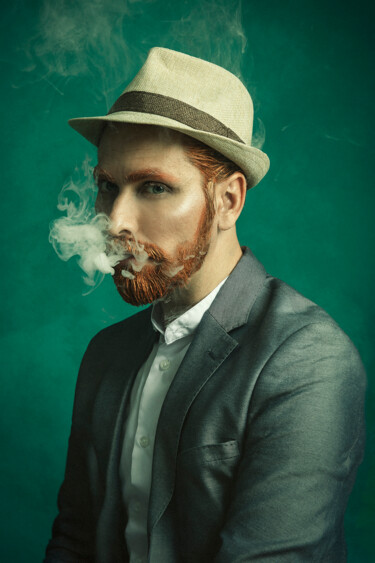 Fotografía titulada "Smoking Van Gogh" por Mathilde Oscar, Obra de arte original, Fotografía digital