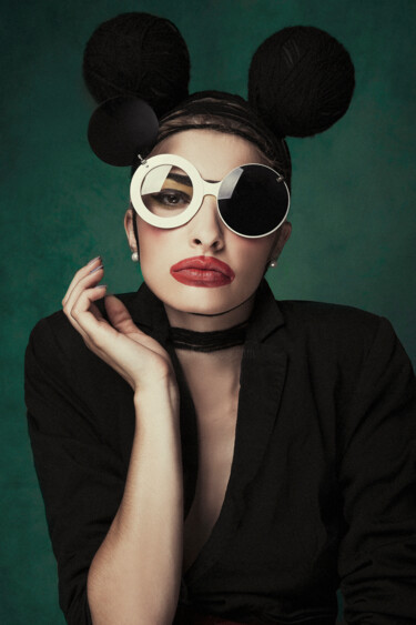 Photographie intitulée "Minnie's lips" par Mathilde Oscar, Œuvre d'art originale, Photographie numérique