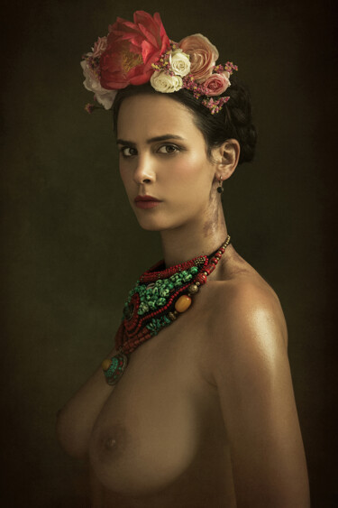 Photographie intitulée "L'espagnole" par Mathilde Oscar, Œuvre d'art originale, Photographie numérique