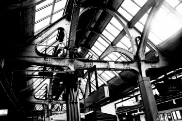 Fotografia intitolato "Newark Penn Station" da Matt Kohnen, Opera d'arte originale, Fotografia digitale