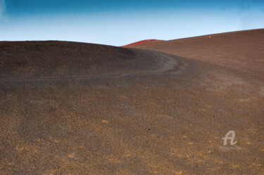 Fotografía titulada "Volcano - Dust Of L…" por Matthieu Lê, Obra de arte original, Fotografía digital