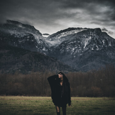 Photographie intitulée "Somewhere Cold" par Mattysia Navarette, Œuvre d'art originale, Photographie numérique Monté sur Alum…