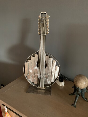 Sculpture titled "Mandoline" by Moris, Original Artwork, Metals