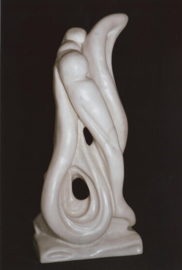 Sculpture titled "Cercare protezione" by Mauro Vaccai, Original Artwork, Stone