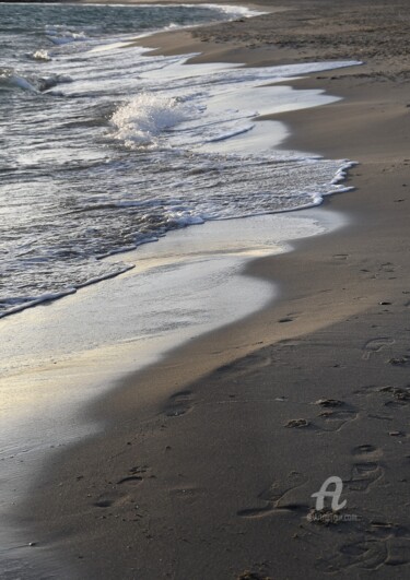 Photographie intitulée "sable et mer" par Martine Maury, Œuvre d'art originale, Photographie numérique