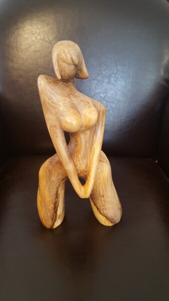 Skulptur mit dem Titel "Inattendue" von Max Bernard, Original-Kunstwerk, Holz